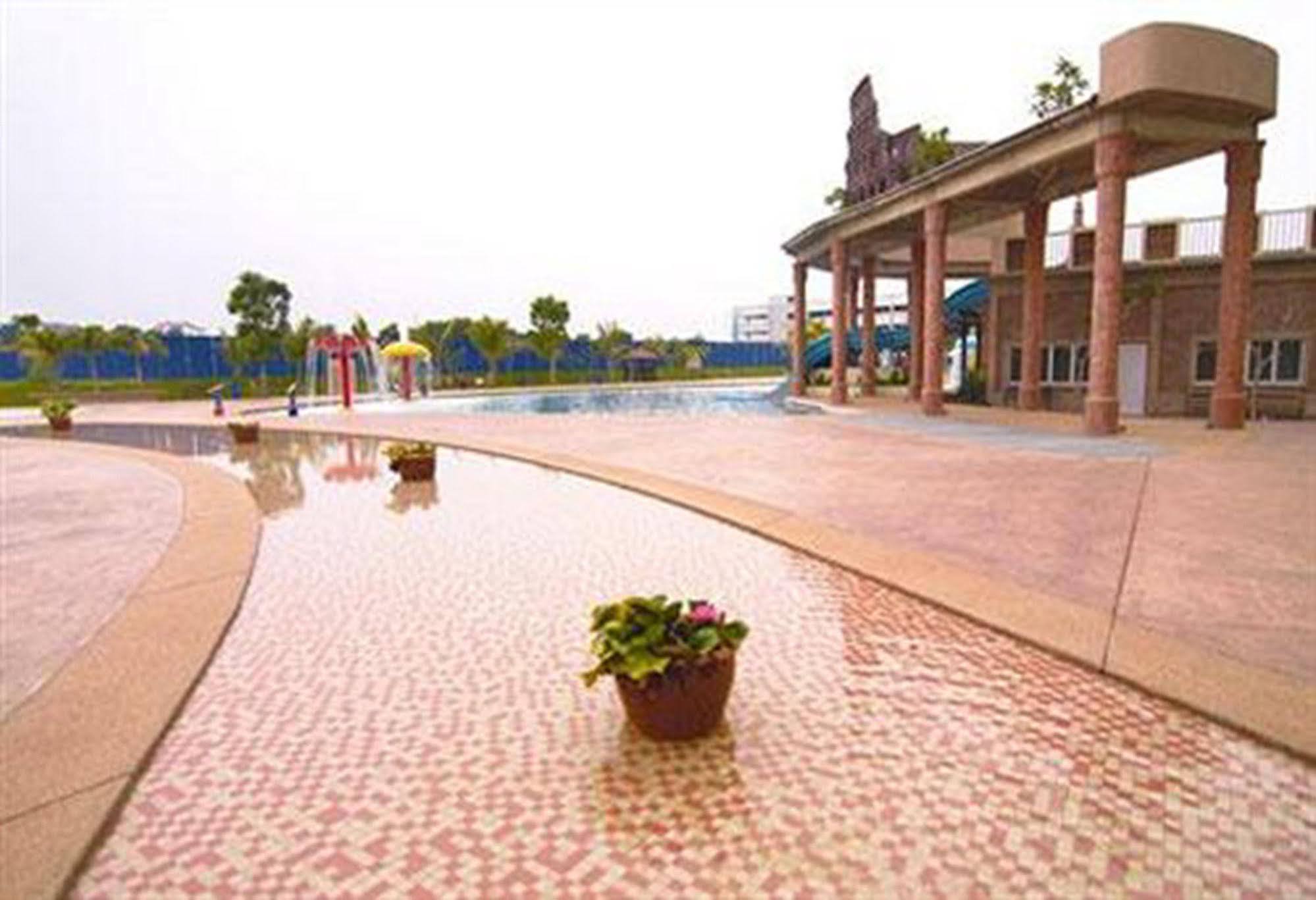 Malacca Bayou Lagoon Park Resort מראה חיצוני תמונה