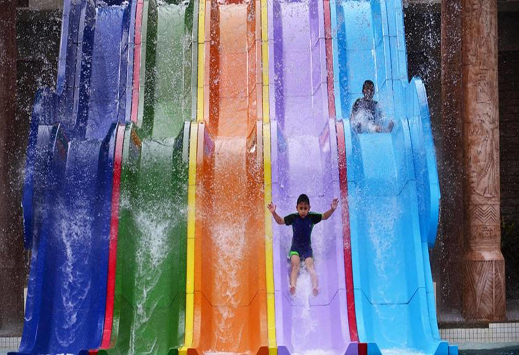 Malacca Bayou Lagoon Park Resort מראה חיצוני תמונה
